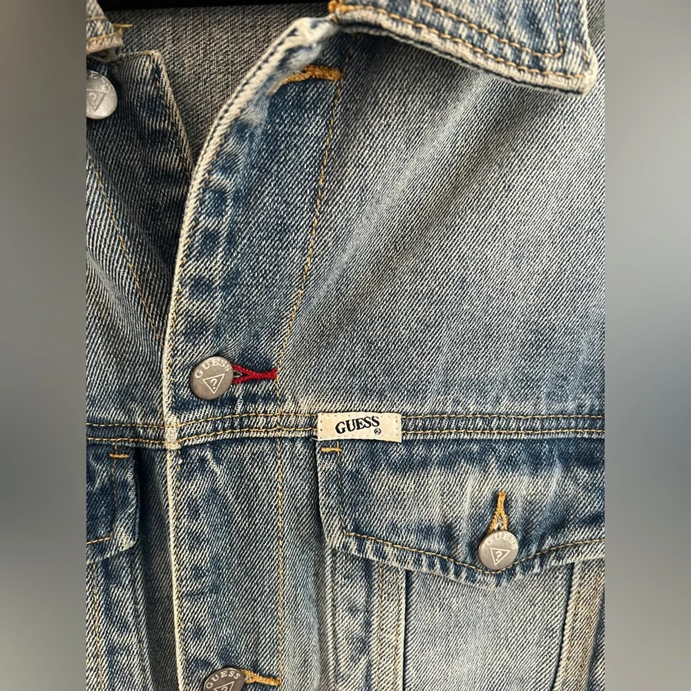 Vintage 1980’s Guess Blue Denim Jacket - Picture 4 of 11